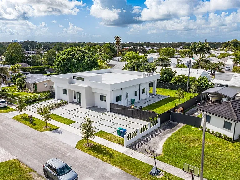 11450 SW 59th Ter — Photo 34