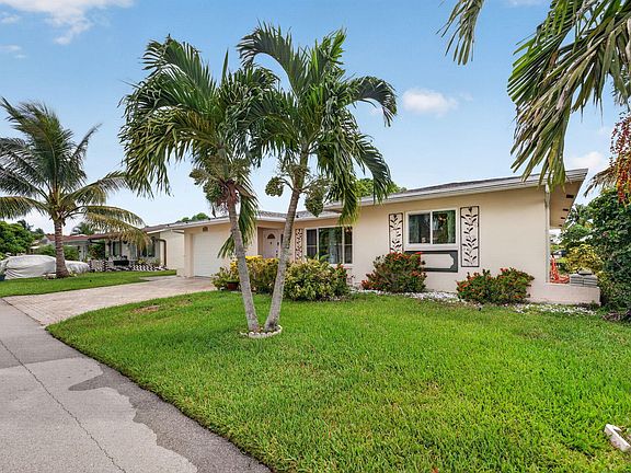 3rd image of 4716 NW 49TH Place