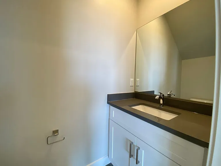 1157 S 4380 W — Photo 11