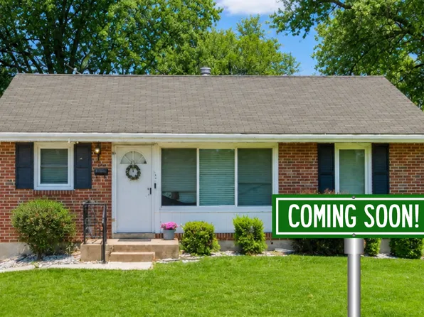 145 De Smet Dr, Florissant, MO 63031