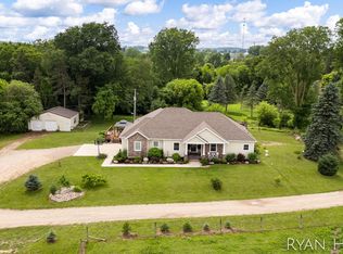 5062 Inuksuk Trl, Ionia, MI 48846