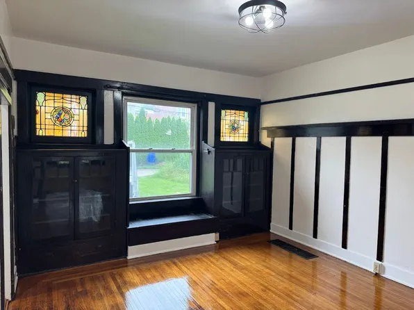 1651 Chislett St, Pittsburgh, PA 15206
