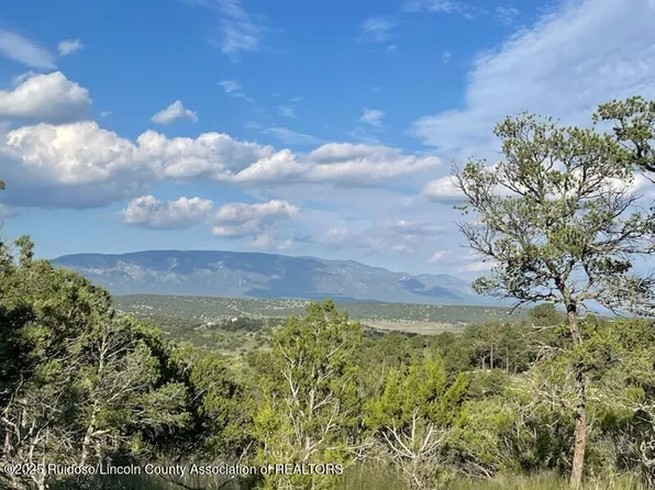 108-110 Lynx, Capitan, NM 88316