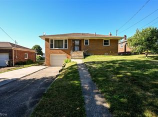 104 Wayne Ave, Akron, OH 44301