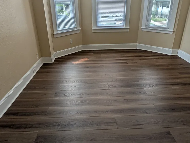 103 Sheffield Ave #11 — Photo 4