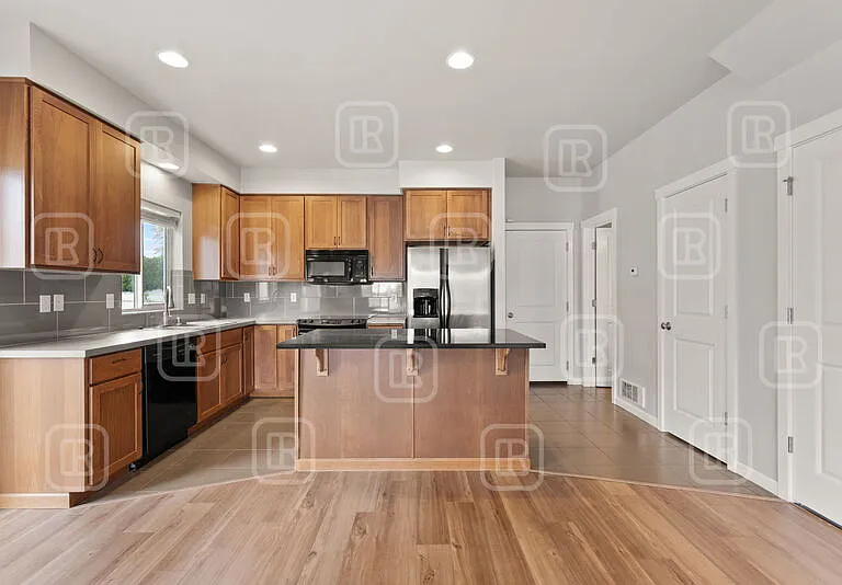 1840 N Willamette Rd — Photo 8