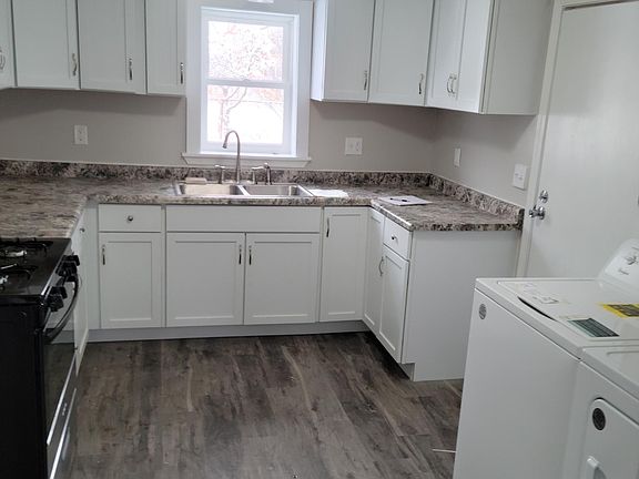 4th image of 1318 E 11th St