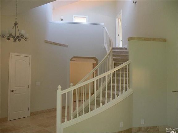 2nd image of 9455 Valle Vista Ct