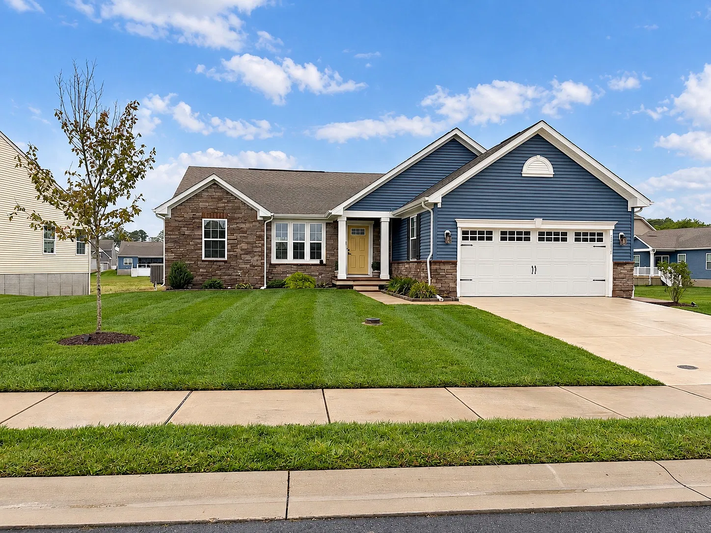 4 bed, 2688 sqft, $3,350 — Photo 2