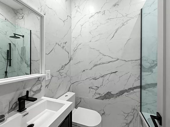 4th image of 228 Quincy St #3F