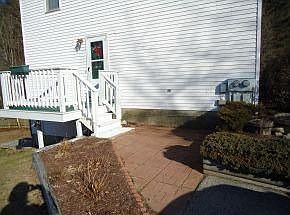 2nd image of 4L Walton Cir