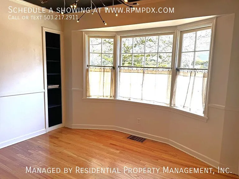 1938 SW Edgewood Rd — Photo 14