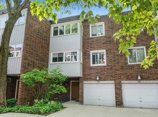 1802 N Sedgwick St, Chicago, IL 60614
