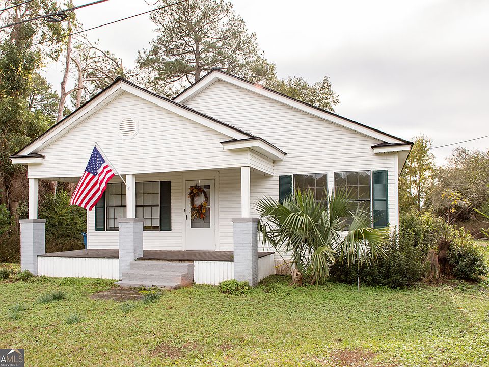 1st image of 2497 Carswell Ave