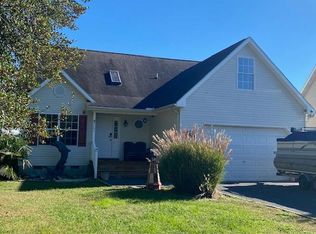 2161 Yardarm Dr, Greenbackville, VA