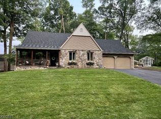 64 Whippoorwill Ln, Sparta, NJ 07871