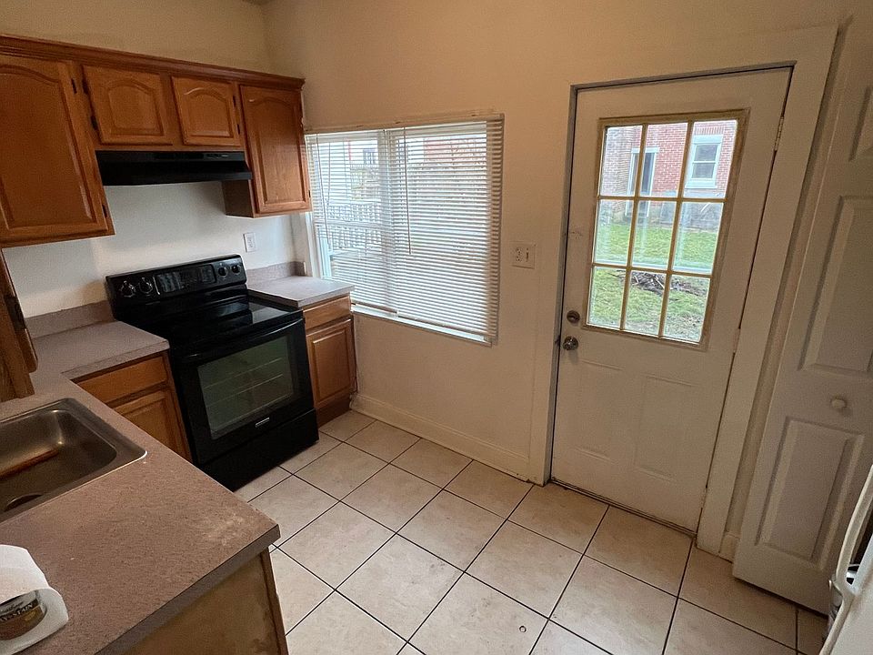 1st image of 320 N 14th St Floor 2