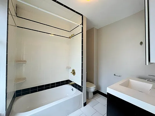 Rented by Native Real Estate LLC | media 16