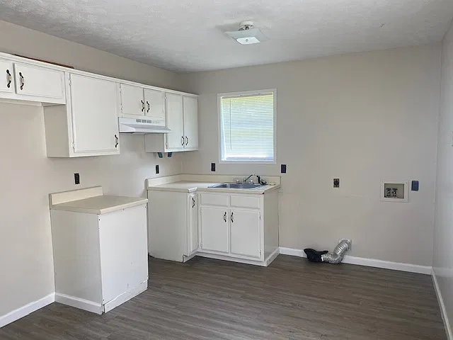 1166 Ferrell St New - 1 — Photo 3