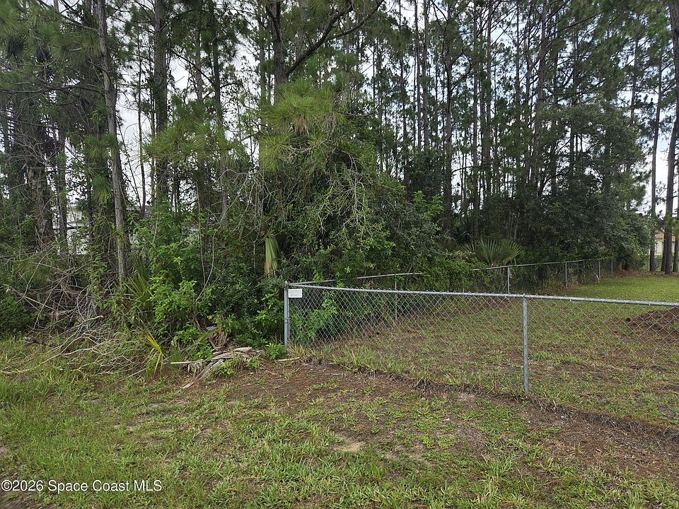 2nd image of 465 Tillman Ave SW