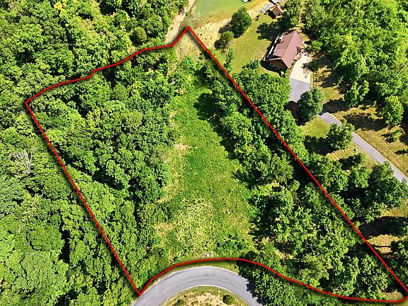 2nd image of 1767 Stone Bridge Dr