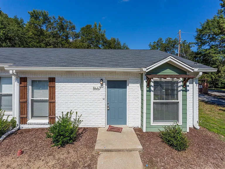 8667 Ashley Way — Photo 1