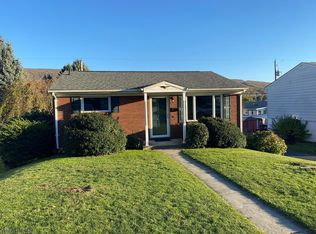 621 Hudson Ave, Altoona, PA 16602