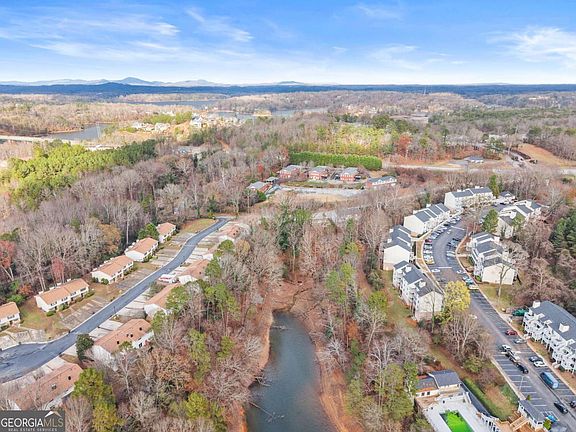 5th image of 2486 Hidden Cove Ct