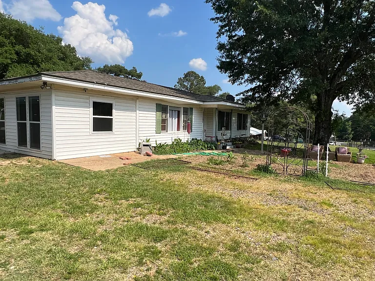 15241 Highway 71 — Photo 47