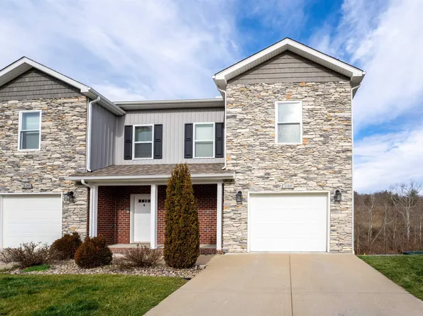 228 N Mimosa Ln, Bridgeport, WV 26330