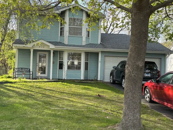 906 Knightsbridge Dr, Island Lake, IL 60042