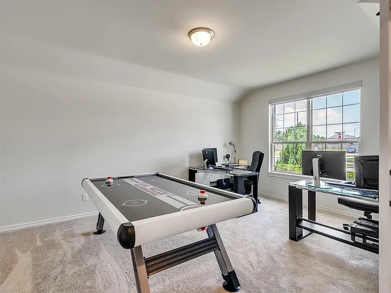 27997 Lone Hollow Ln — Photo 16