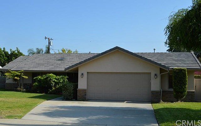 1st image of 846 E Northridge Ave