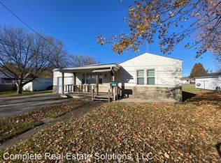 2034 10th St, Columbus, IN 47201
