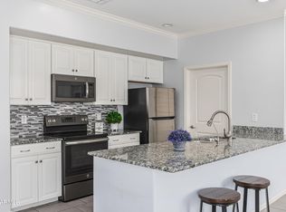900 S Canal Dr UNIT 208, Chandler, AZ 85225