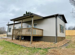 393 Spangler Rd, Piney Flats, TN 37686