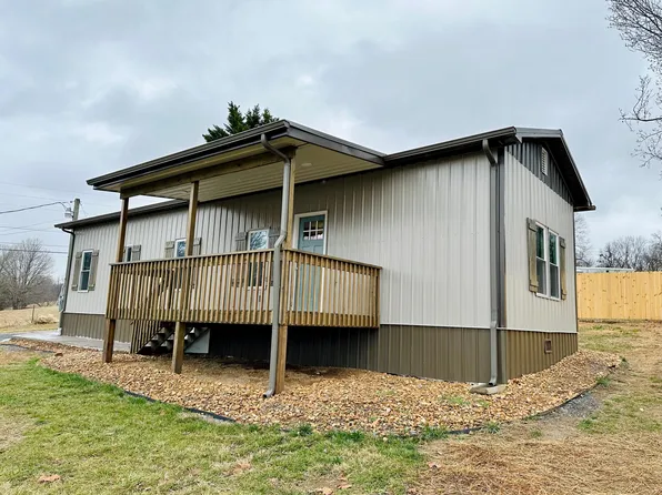 393 Spangler Rd, Piney Flats, TN 37686