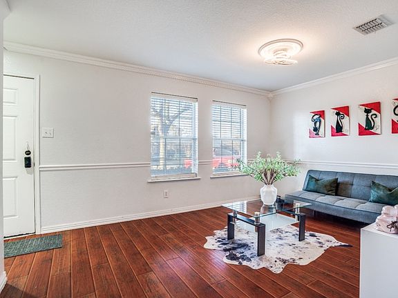 4th image of 1102 Grace Dr