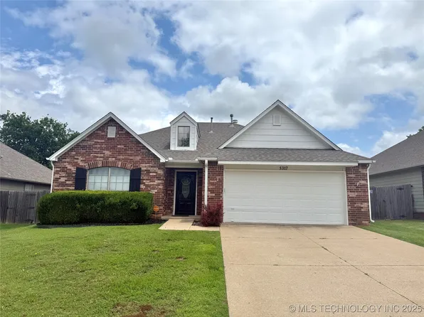 5317 S Redbud Dr, Sand Springs, OK 74063