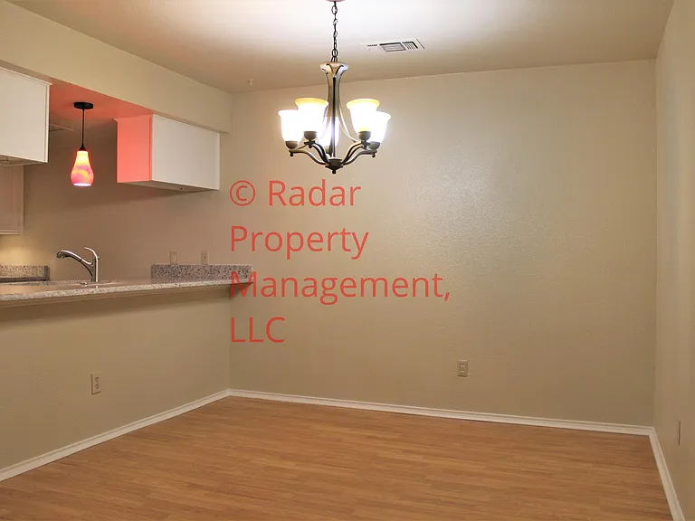 6418 Lago Vista Dr — Photo 7