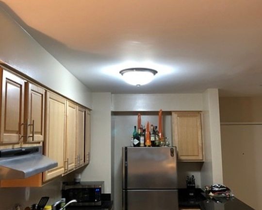 4th image of 420 California Ave APT 3