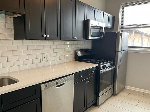 2nd image of 841 W Sunnyside Ave APT 103