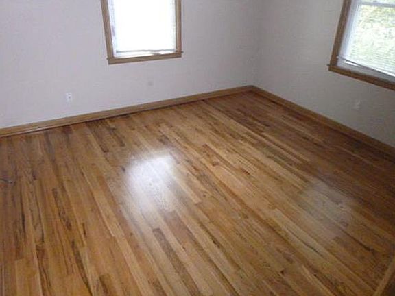 5th image of 6026 Western Ave