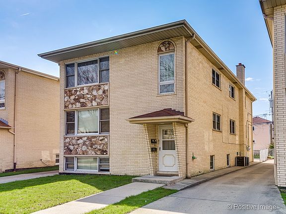 2nd image of 5513 W Windsor Ave