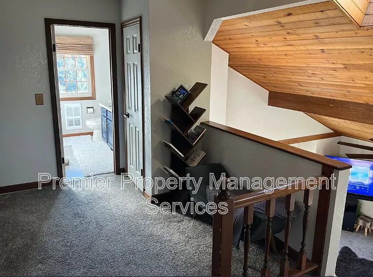 4513 Corral Dr — Photo 7