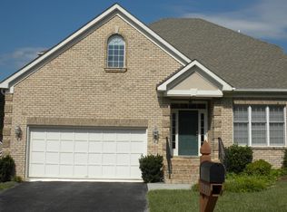 3807 Parkway Place Dr, Roanoke, VA 24018