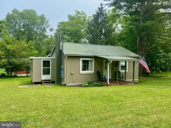 3815 Capon Riv, Capon Bridge, WV 26711