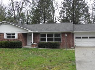 102 Davis Dr, Beckley, WV 25801