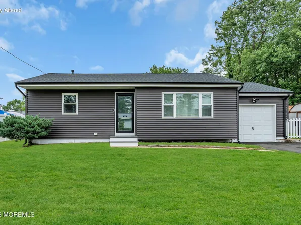 893 Egret Drive, Toms River, NJ 08753