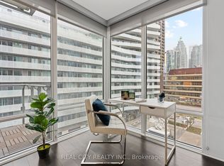29 Queens Quay E #626, Toronto, ON M5E 0A4